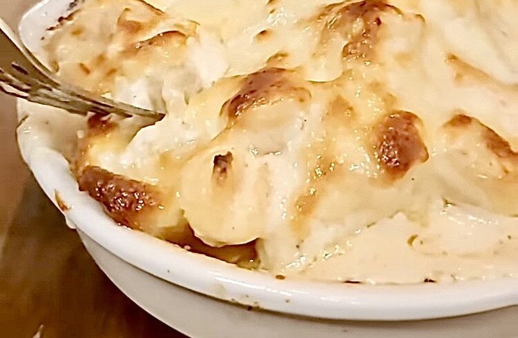 Batata Santíssima Assada e Recheada de Bacon